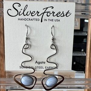 Silver Forest Wavy Silver Earrings with Agate